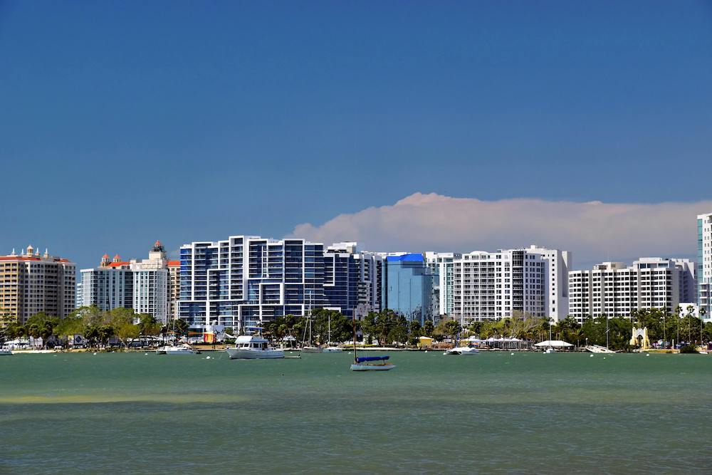 Homes Are Sitting on the Market 84 Days in Sarasota — What That Means for First-Time Buyers