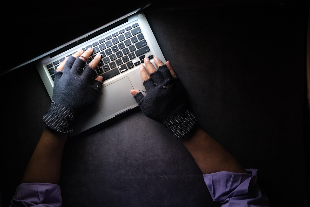 Spotting Phishing Scams: Protecting Yourself in the Digital Landscape